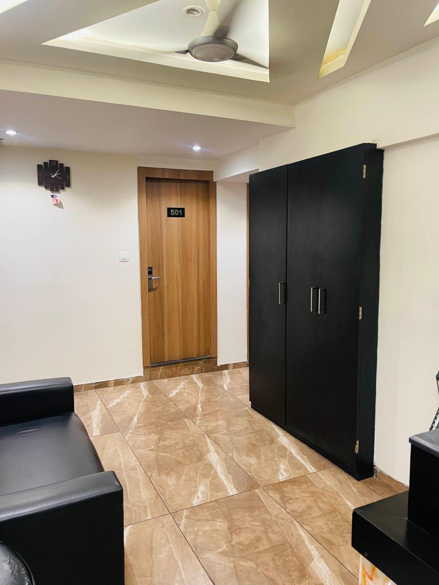 Hotel Black Burn Mumbai Exterior foto