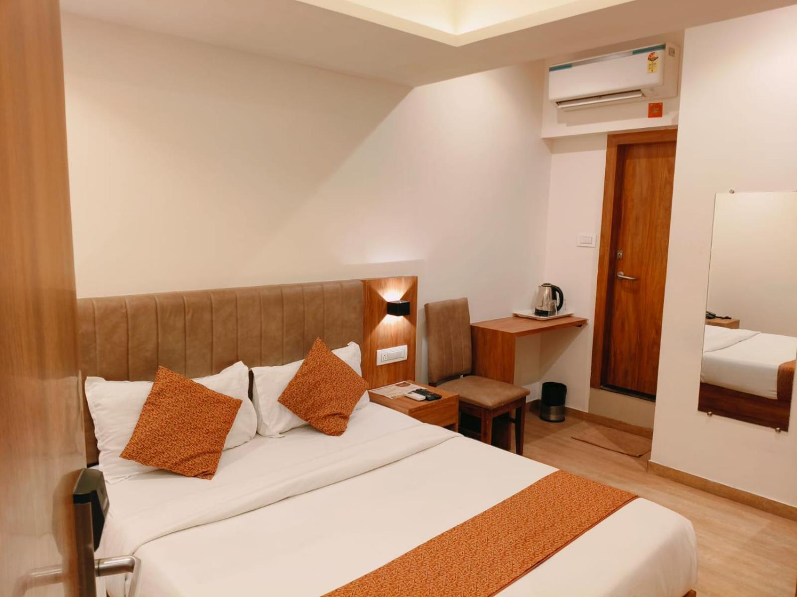 Hotel Black Burn Mumbai Exterior foto